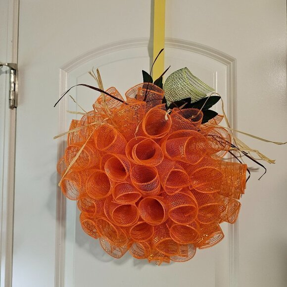 Fall Autumn Pumpkin Wreath 🎃 - Picture 2 of 5